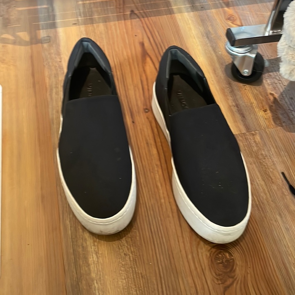 Vince Black and White Women's Sneakers